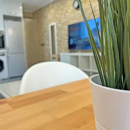 Apartment A 150 Metros Del Mar, Parking Gratis, Ac