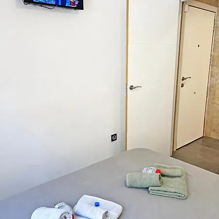 Apartment A 150 Metros Del Mar, Parking Gratis, Ac *