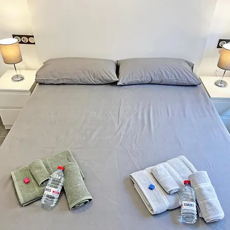Apartment A 150 Metros Del Mar, Parking Gratis, Ac Santa Pola